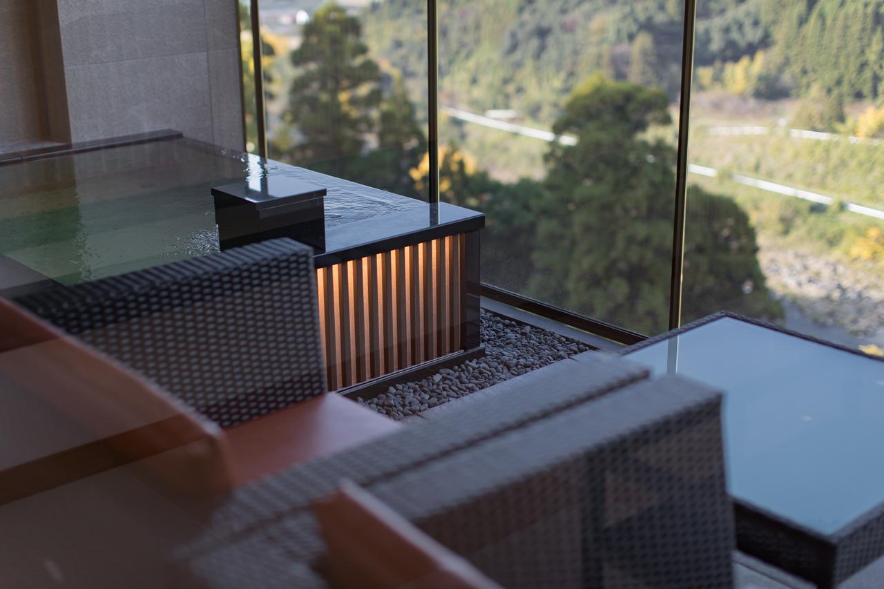 Okuhita Onsen Umehibiki Hotell Eksteriør bilde